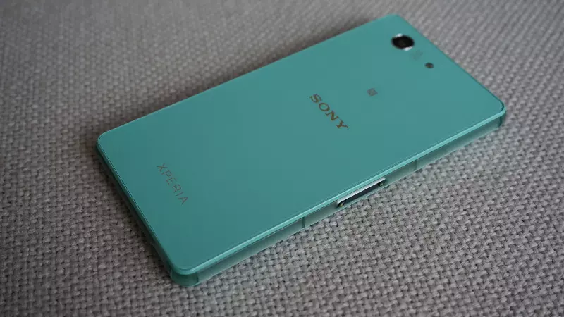 Sony Xperia Z3 Compact камера