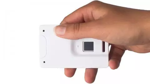 MasterCard анонсировала первую в мире банковскую карточку с дактилоскопическим сканером